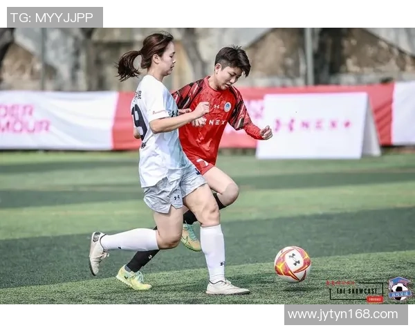 安德玛足球明星的崛起与影响力解析及其对足球运动的推动作用 安德玛足球明星的崛起与影响力解析及其对足球运动的推动作用