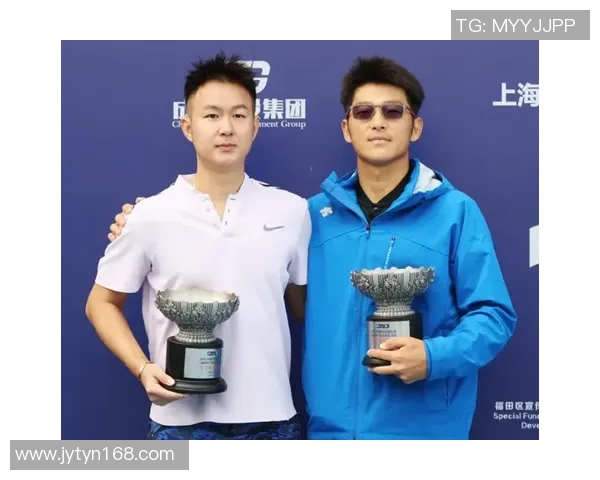 重庆网球队的节奏与激情：聚焦网球运动的成长与发展