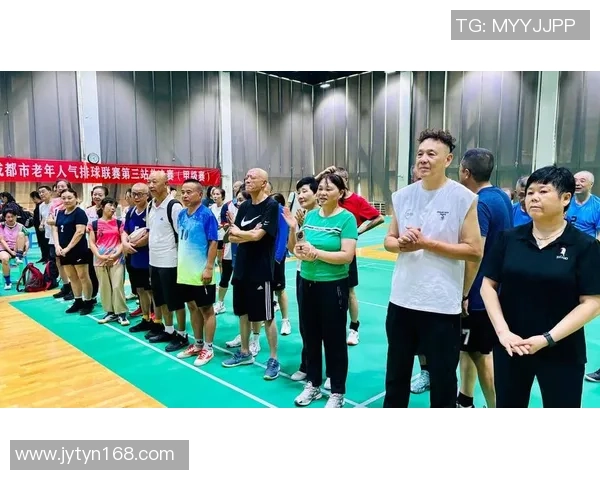 成都排球队勇攀高峰的奋斗历程与邀请赛精彩瞬间回顾